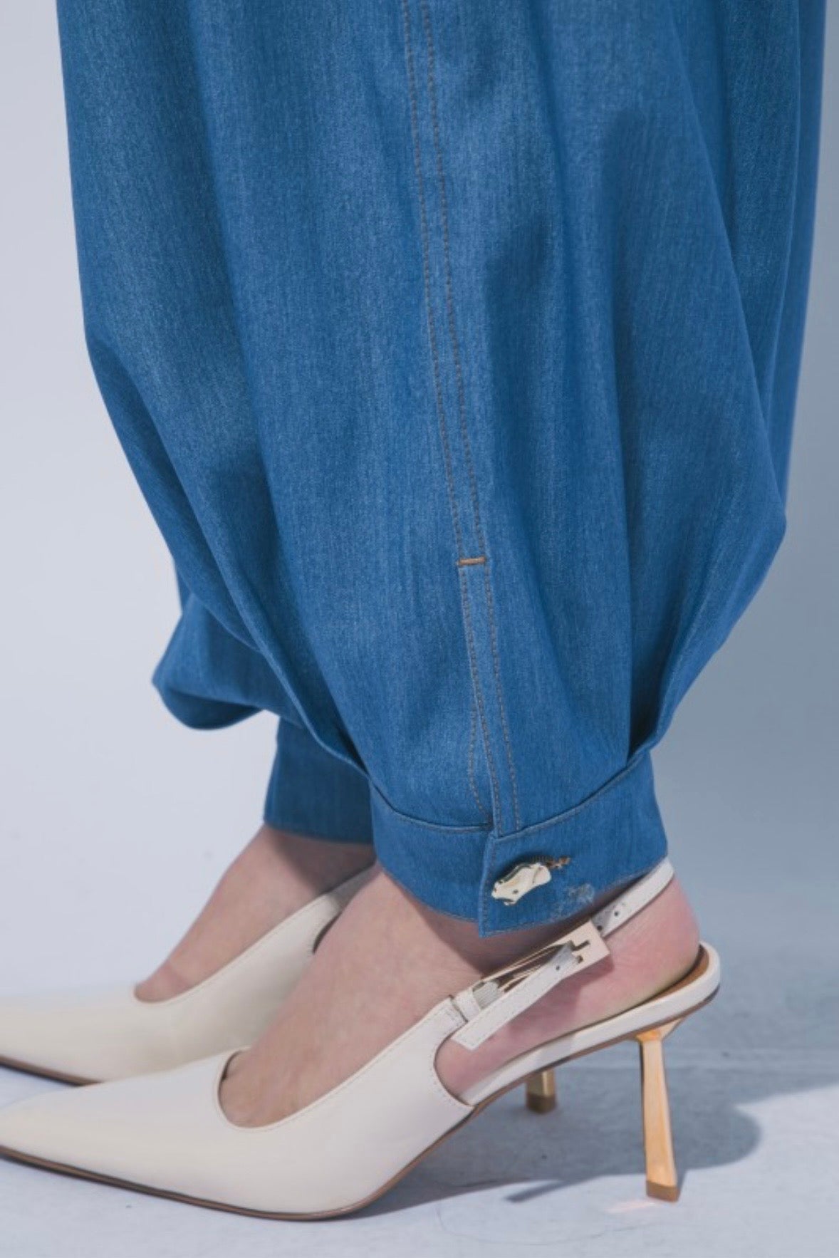 Balloon Leg Denim Pants