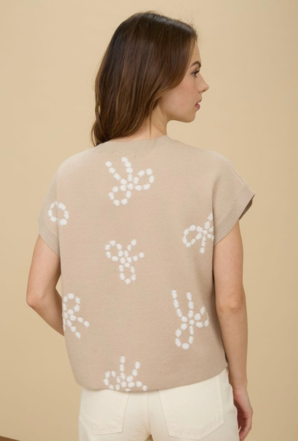 Bow Pattern Round Neck Short Sleeve Knit Sweater